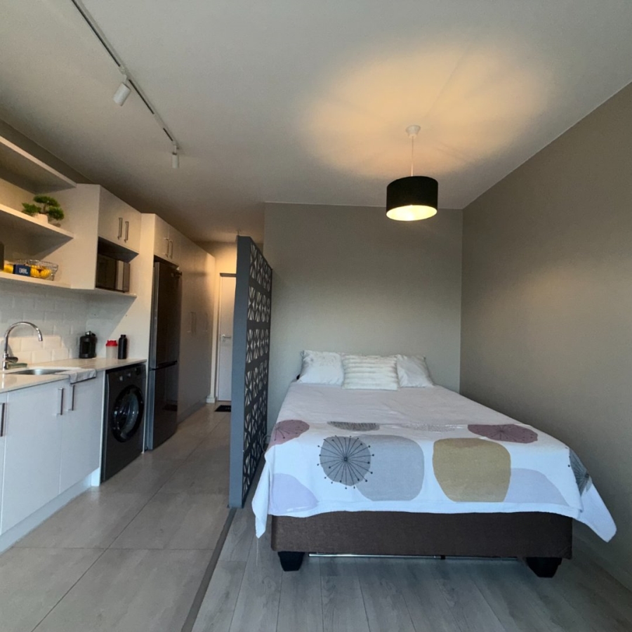 1 Bedroom Property for Sale in Table View Western Cape